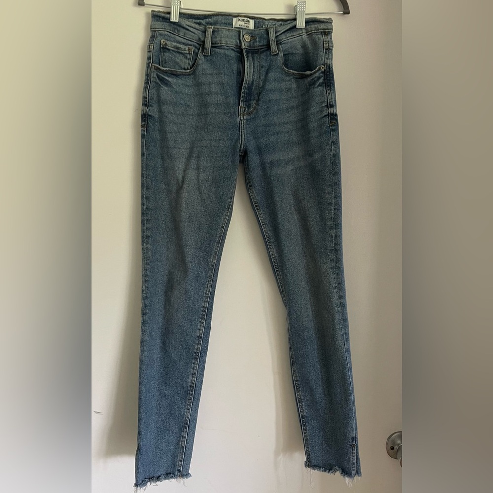Kenzie Jeans Vintage Luxe Skinny. Great Fit!